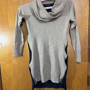Cynthia Rowley 100% Merino Wool Cowl Neck Tunic Sweater Black and Tan Medium